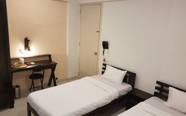 OYO 12227 Hotel Resonare Baner