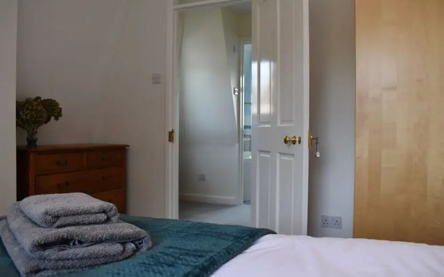 Maytham Cottage