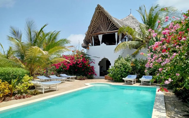 HUHURU House