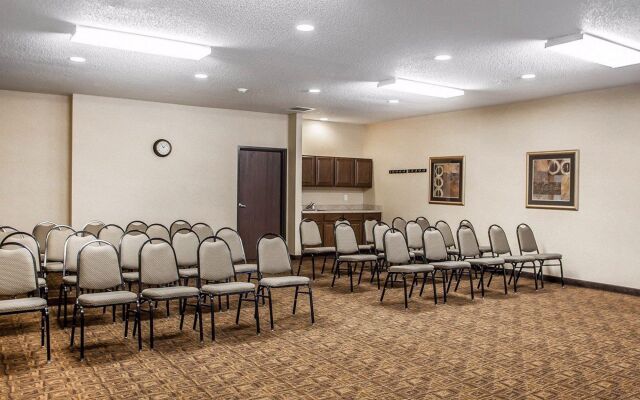 Comfort Suites Cedar Falls