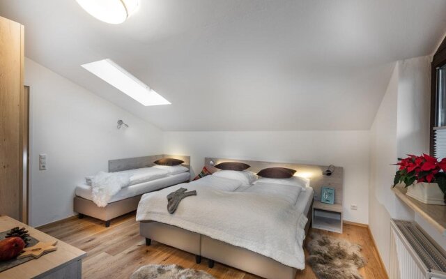 Landhaus Ladinger - s' Londheisl