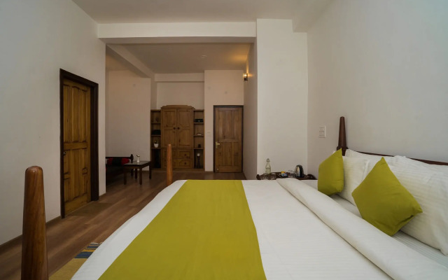 Bhikampur Lodge By Howard