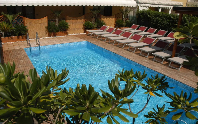Hotel Marzia Holiday Queen