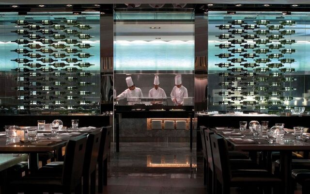 The Mira Hong Kong Hotel