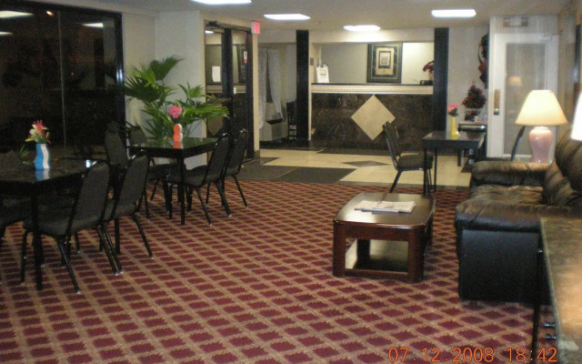 Baldwin Inn & Suites