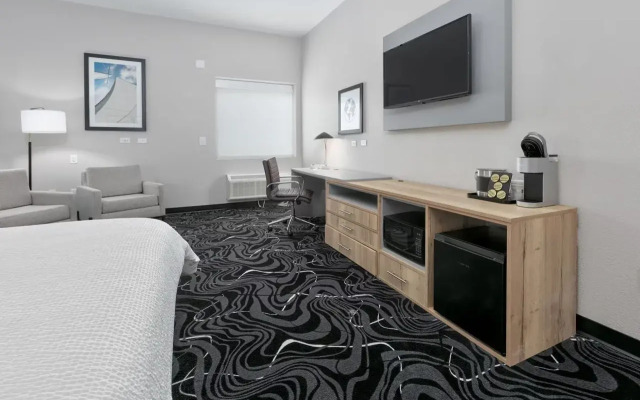 The Elm, a Ramada by Wyndham