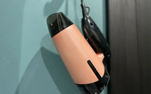 Диван и Чемодан на ул. Вокзальная магистраль, 2