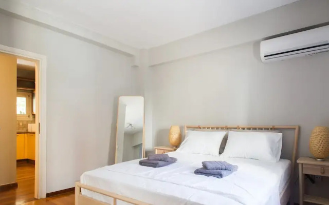 Apartment 130m² - Roof Garden with Acropolis View