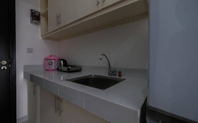 Scenic Studio Room at Casa De Parco Apartment