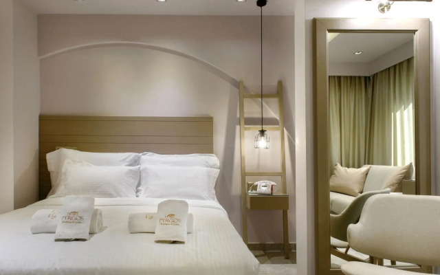 Hotel Pyrgos Boutique & Suites