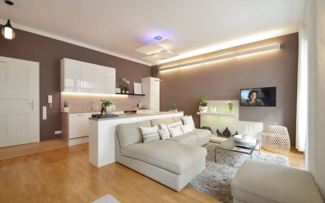 Asante-Design-Apartment