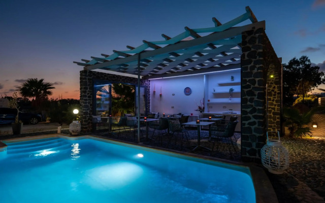 Villa Anemomilos