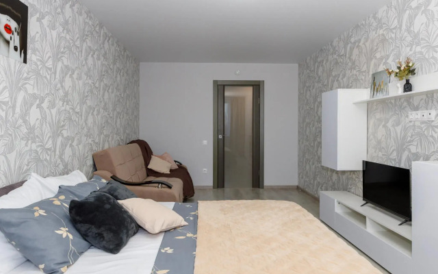 Apartment on Krasnodonskaya street 10/7 floor