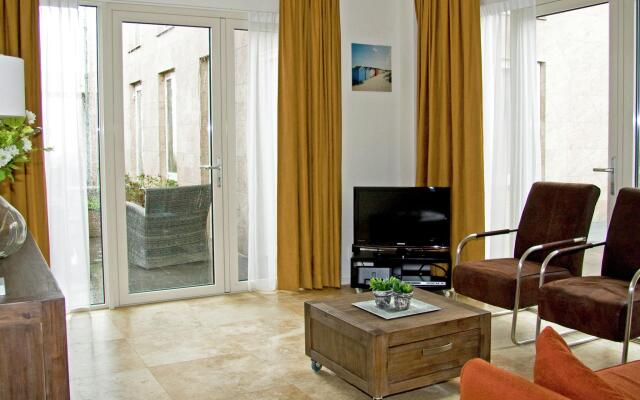 Apartment in Egmond With Stunning Sea Views