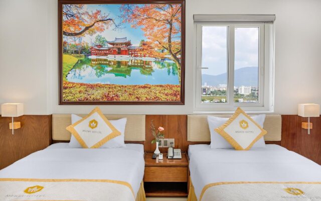 Merry Hotel