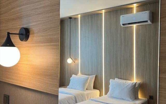 Royal Mass Airport Business Hotel