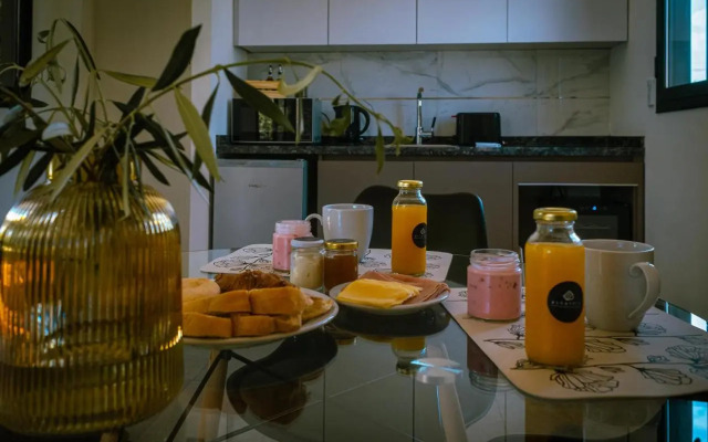 Lodwine Lodge Apartments