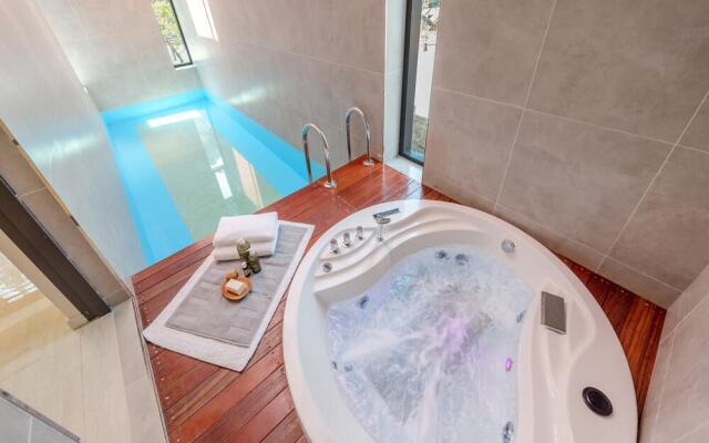 Gapyeong The Q 24 Poolvilla Pension