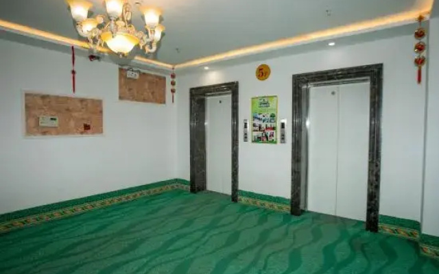 Green Italian Business Hotel