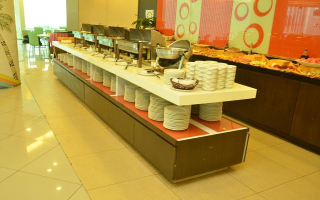Grand Pacific Hotel PWTC