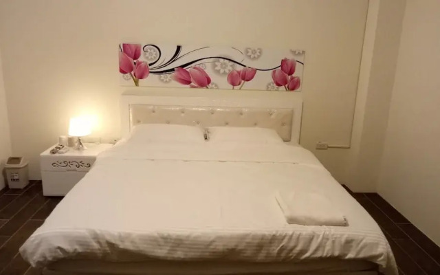 Yuanshan Dahu Homestay