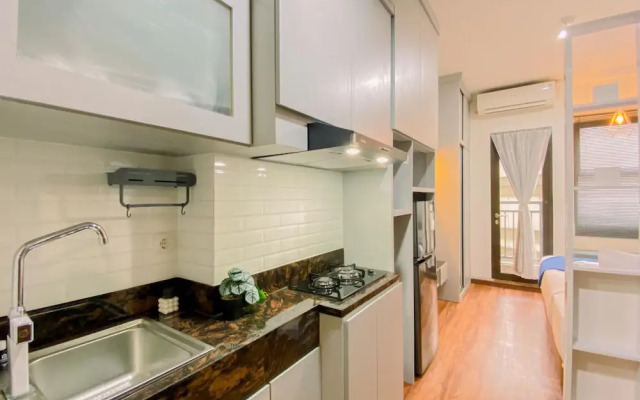 Cozy Studio Apartment At Transpark Cibubur
