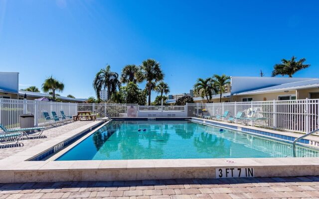 Jamaica Royale Beach Get Away