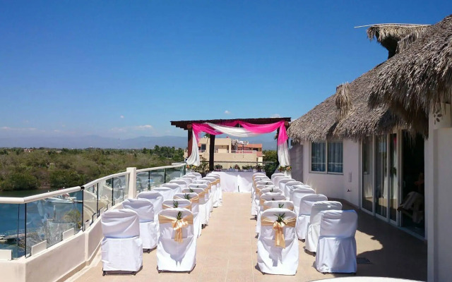 Marina Banderas Suites