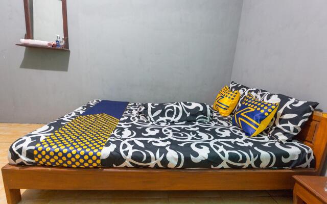 SPOT ON 1746 Putri Kuning Residence