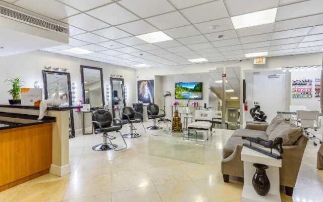 One Broadway by Miami Vacations