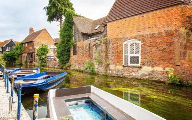 The Best Apartment in Canterbury