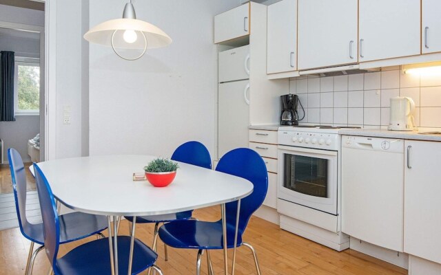 6 Person Holiday Home in Hojer