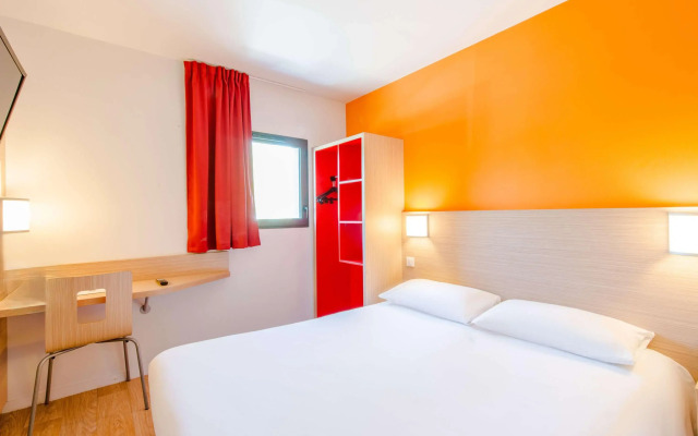 Première Classe La Rochelle Centre - Les Minimes