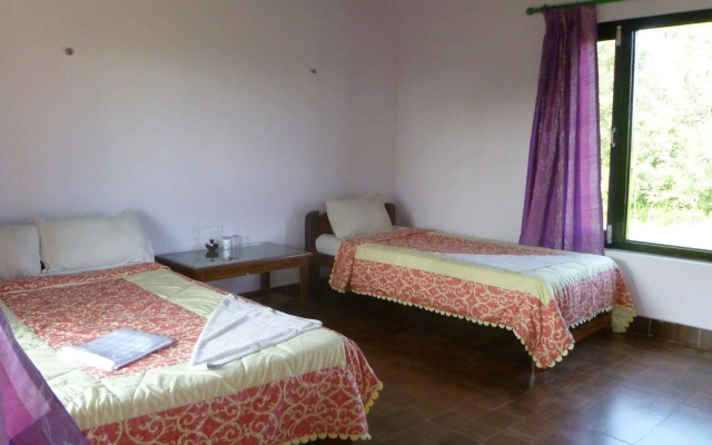 Hotel Parkside & Swimming Pool-Between Greenery and Azure ,Your Perfect Retreat