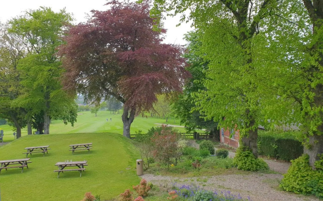 Lovely home close to City Center & Rail Station