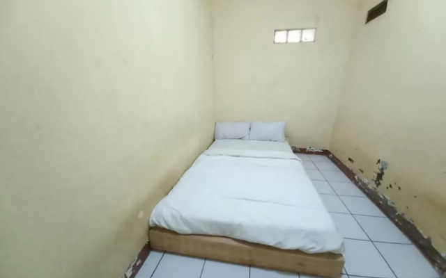 Hotel O Blio Guest House Syariah – Guest Rooms – Bandung