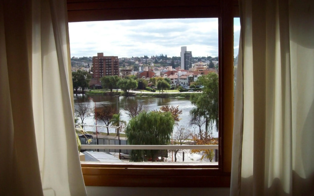 CARLOS PAZ, Dpto, 3 Huésped