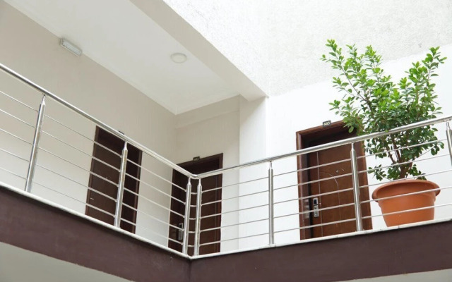 Right Guest House