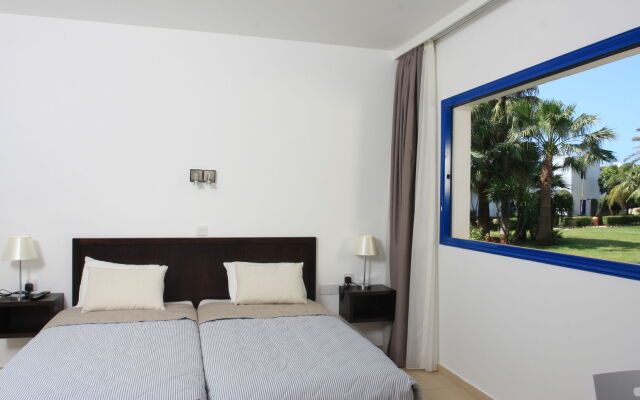 MarisMare Apartments