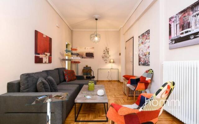 Central Apartment next to Ambelokipi metro