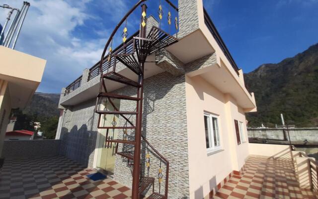 Hotel Devaaya Palace