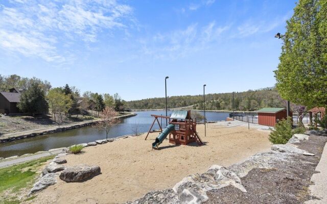 The Gathering Place - Minutes to 61-acre Theme Park