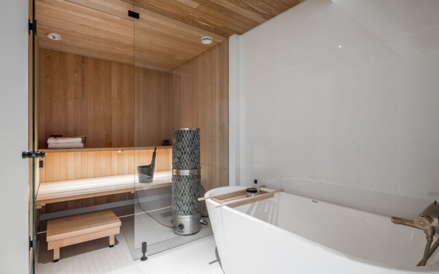 Scandinavian Townhouse with sauna