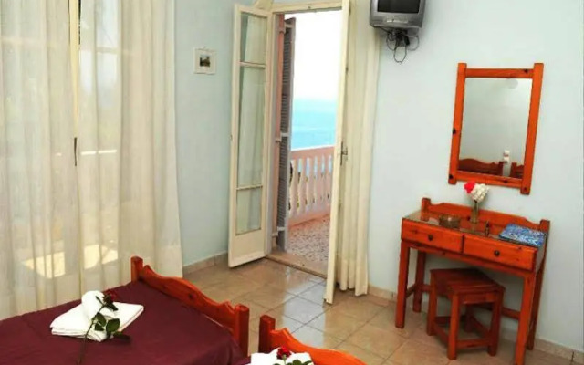Apostolos & Eleni Family Apartments