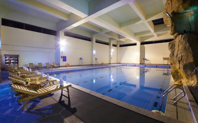 Howard Johnson Hot Spring Resort Wugongshan