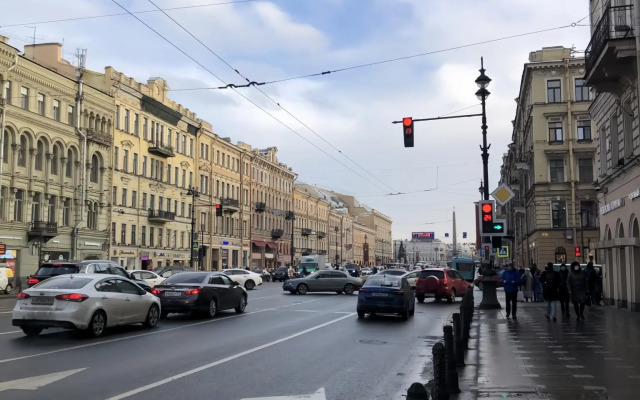 Апартаменты на Невском 63
