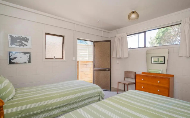Relax On Courtney - Pauanui Holiday Home