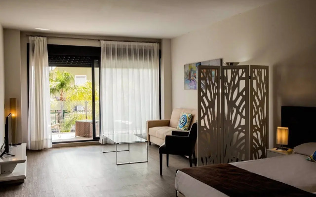 BLUESEA Dimona Suites