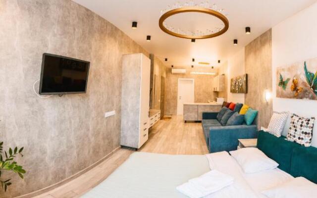 Royal Tower Luxurious Smart Residence (1)