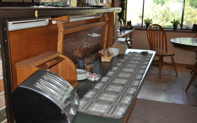 Rocky Ridge Country Lodge